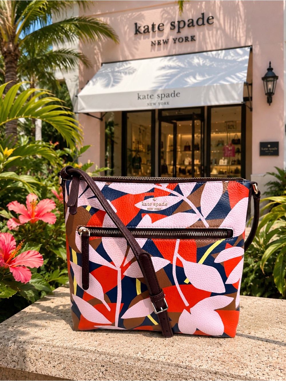 KATE SPADE NEW YORK Jackson Tropical Toss Top Zip Crossbody Excellent Condition